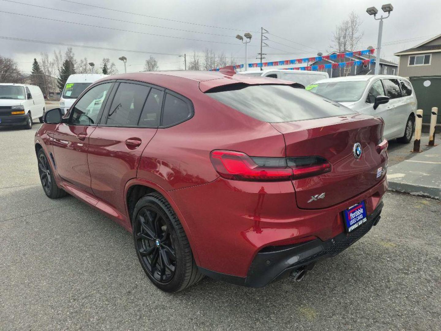 2019 RED BMW X4 XDRIVE30I (5UXUJ3C5XKL) with an 2.0L engine, Automatic transmission, located at 929 East 8th Ave, Anchorage, AK, 99501, (907) 274-2277, 61.214783, -149.866074 - Photo#2
