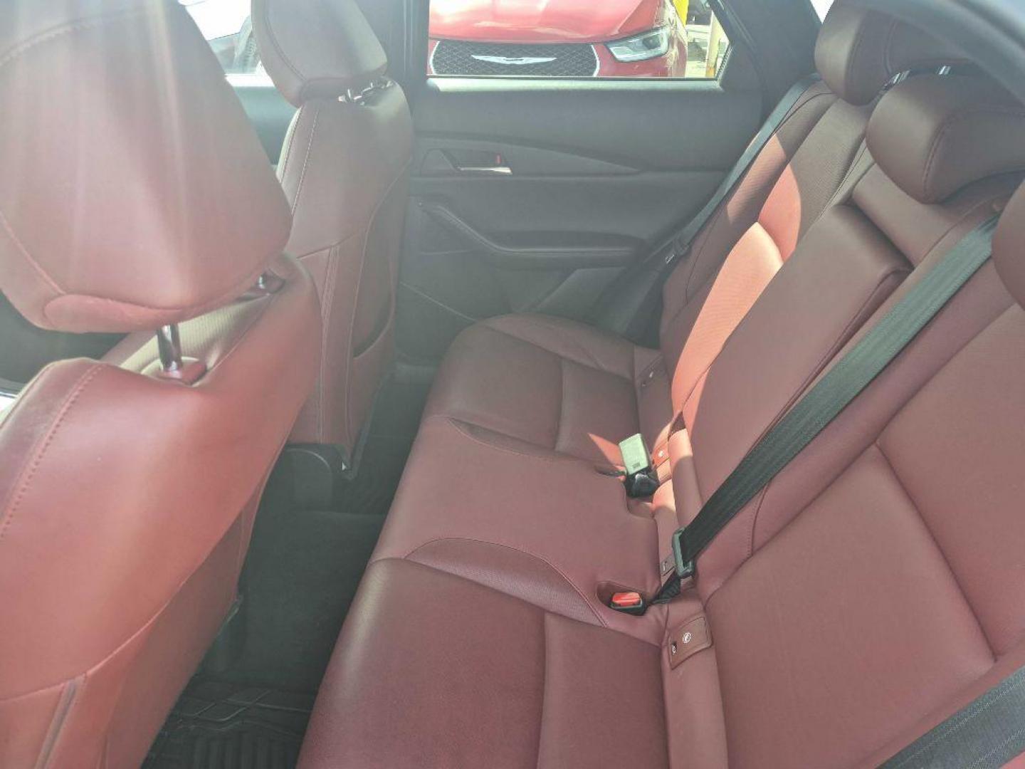 2024 GRAY MAZDA CX-30 PREFERRED (3MVDMBCM8RM) with an 2.5L engine, Automatic transmission, located at 929 East 8th Ave, Anchorage, AK, 99501, (907) 274-2277, 61.214783, -149.866074 - Photo#3