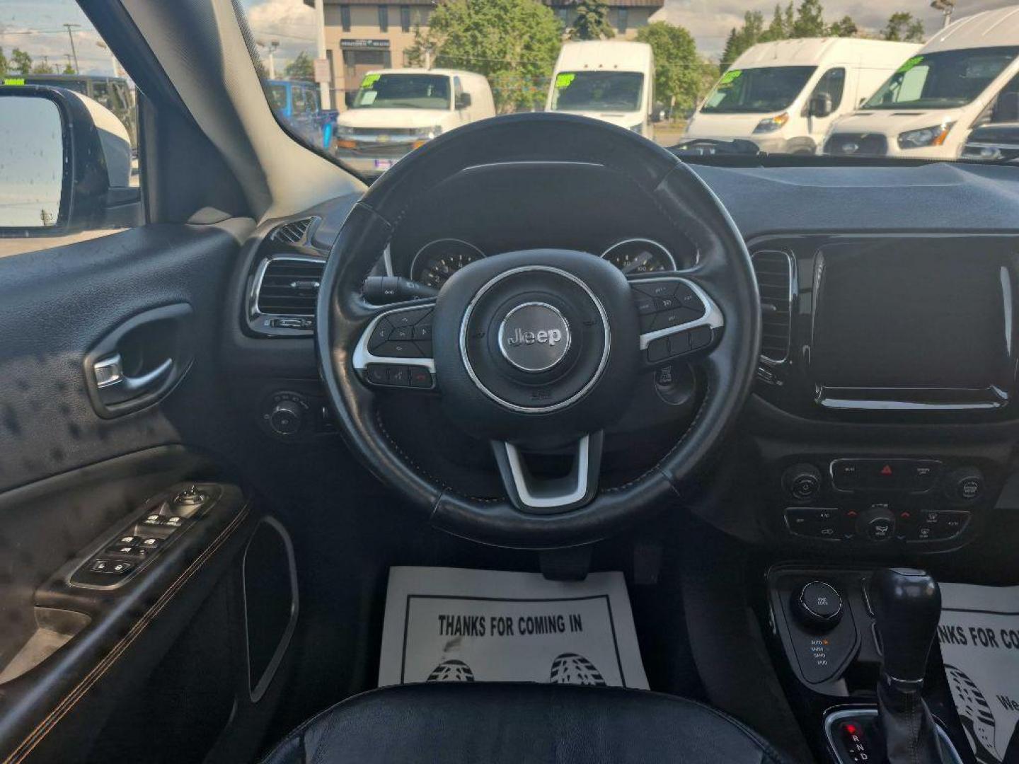 2017 JEEP COMPASS LIMITED (3C4NJDCB9HT) with an 2.4L engine, Automatic transmission, located at 929 East 8th Ave, Anchorage, AK, 99501, (907) 274-2277, 61.214783, -149.866074 - Photo#4
