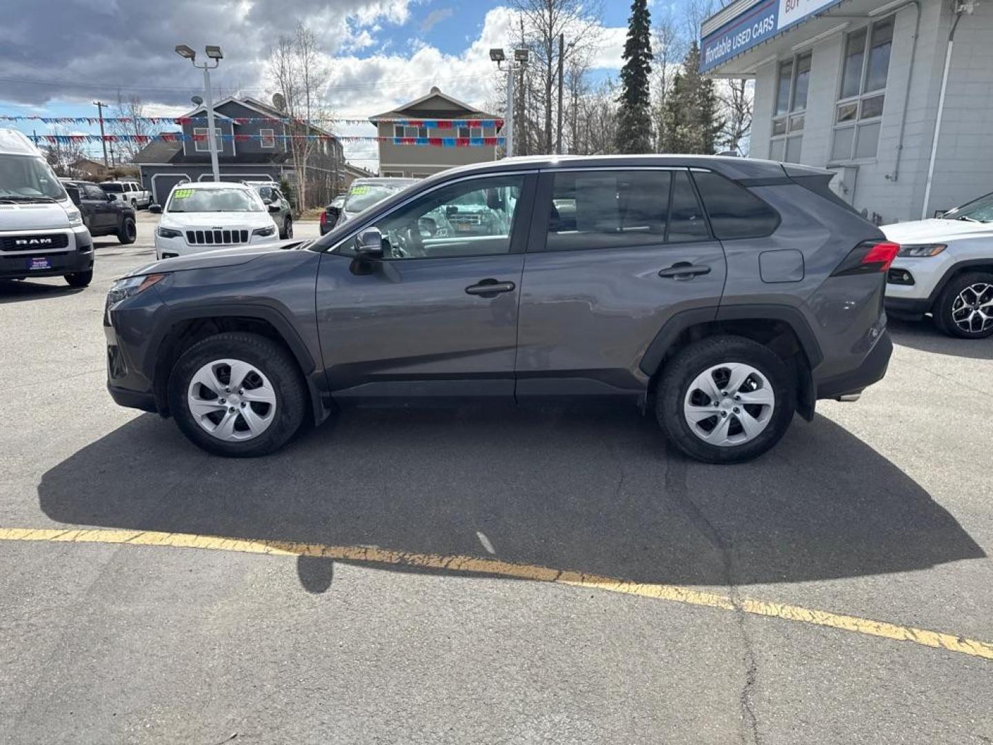 2024 GRAY TOYOTA RAV4 LE LE (2T3G1RFV7RC) with an 2.5L engine, Automatic transmission, located at 929 East 8th Ave, Anchorage, AK, 99501, (907) 274-2277, 61.214783, -149.866074 - Photo#1