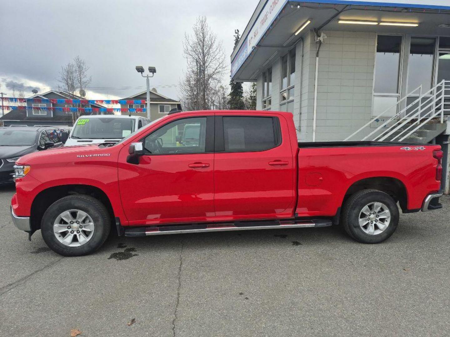 2024 RED CHEVROLET SILVERADO 1500 LT (1GCUDDED8RZ) with an 5.3L engine, Automatic transmission, located at 929 East 8th Ave, Anchorage, AK, 99501, (907) 274-2277, 61.214783, -149.866074 - Photo#1