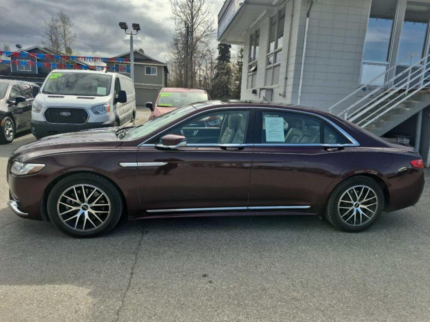 2017 MAROON LINCOLN CONTINENTAL RESERVE (1LN6L9NP8H5) with an 2.7L engine, Automatic transmission, located at 929 East 8th Ave, Anchorage, AK, 99501, (907) 274-2277, 61.214783, -149.866074 - Photo#1