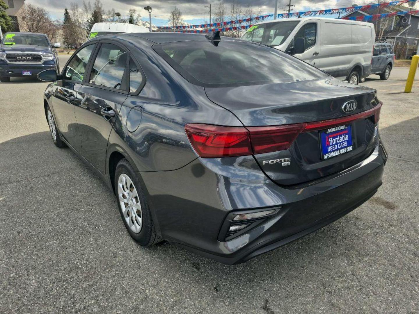 2019 GRAY KIA FORTE FE (3KPF24AD3KE) with an 2.0L engine, Continuously Variable transmission, located at 929 East 8th Ave, Anchorage, AK, 99501, (907) 274-2277, 61.214783, -149.866074 - Photo#2