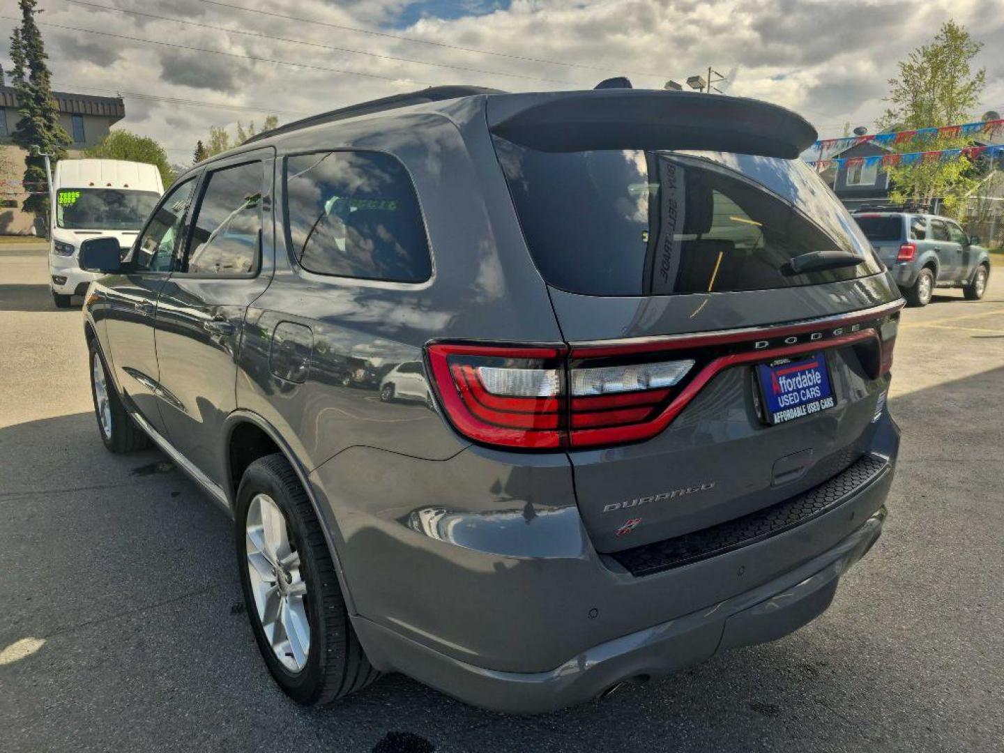 2024 GRAY DODGE DURANGO GT (1C4RDJDGXRC) with an 3.6L engine, Automatic transmission, located at 929 East 8th Ave, Anchorage, AK, 99501, (907) 274-2277, 61.214783, -149.866074 - Photo#2