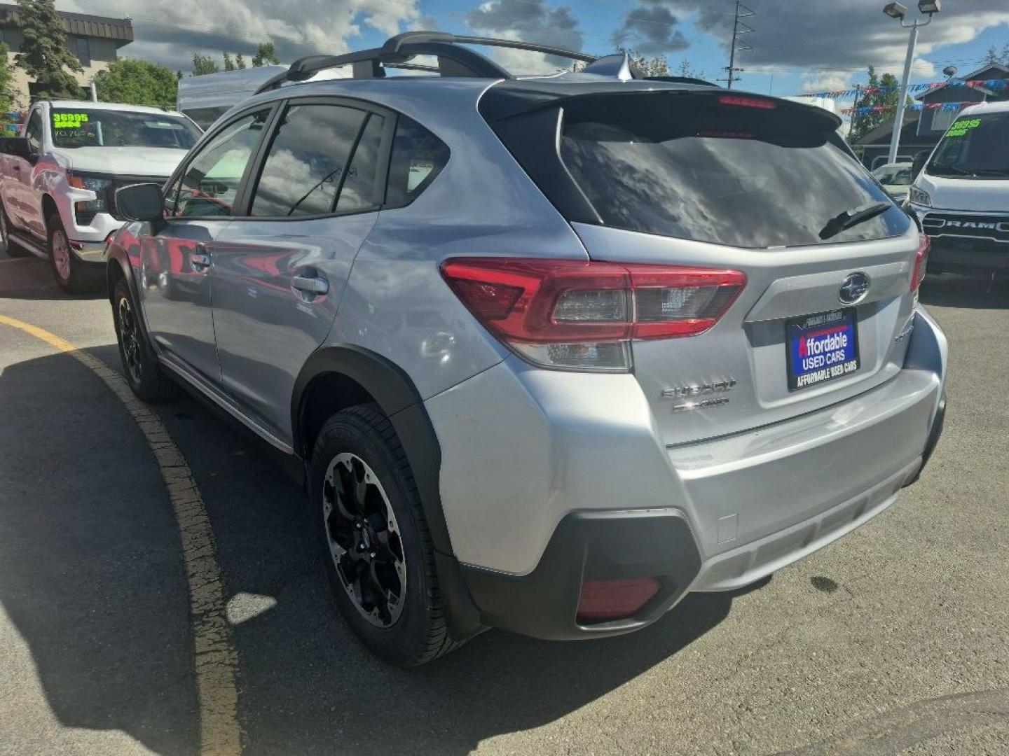 2021 SILVER SUBARU CROSSTREK PREMIUM (JF2GTAEC8MH) with an 2.0L engine, Automatic transmission, located at 929 East 8th Ave, Anchorage, AK, 99501, (907) 274-2277, 61.214783, -149.866074- Photo#2