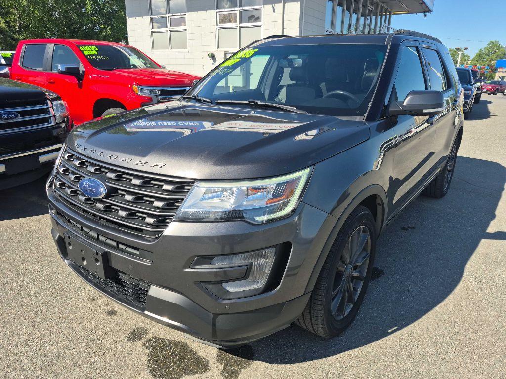 photo of 2017 FORD EXPLORER XLT