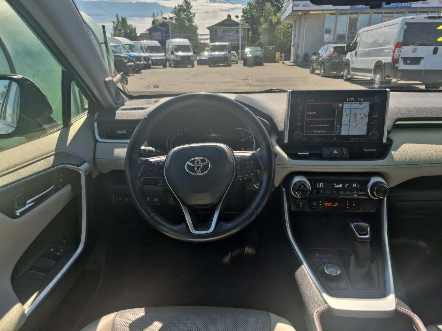 2020 BLACK TOYOTA RAV4 LIMITED (JTMN1RFV1LJ) with an 2.5L engine, Automatic transmission, located at 929 East 8th Ave, Anchorage, AK, 99501, (907) 274-2277, 61.214783, -149.866074 - Photo#4