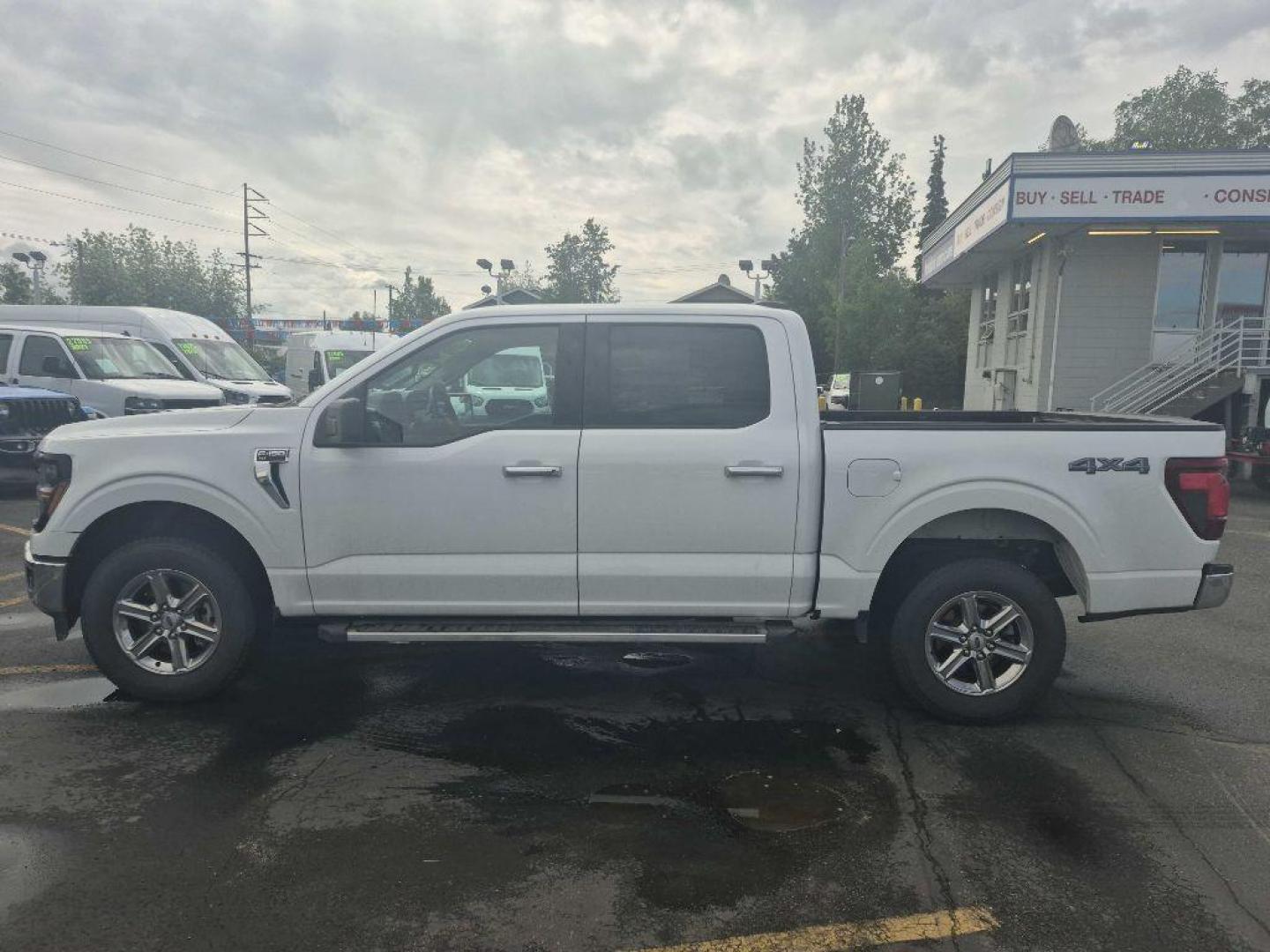 2025 WHITE FORD F150 XLT (1FTFW3L8XSK) with an 3.5L engine, Automatic transmission, located at 929 East 8th Ave, Anchorage, AK, 99501, (907) 274-2277, 61.214783, -149.866074 - Photo#1