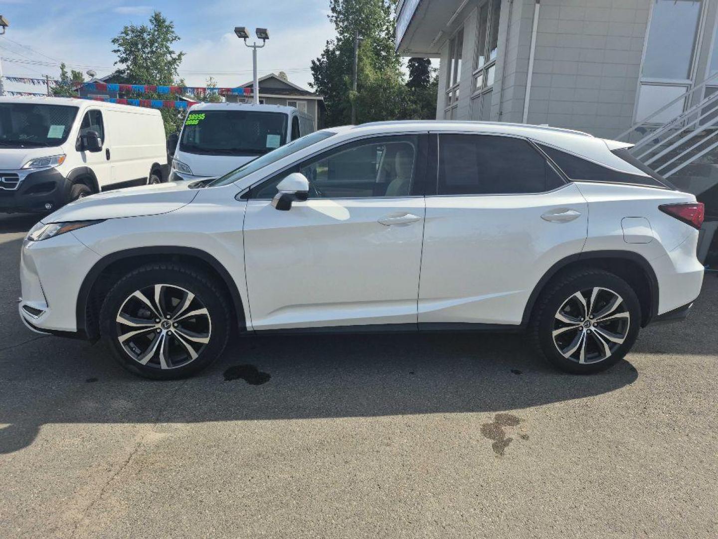 2021 WHITE LEXUS RX 350 (JTJHZMDA1M2) with an 3.5L engine, Automatic transmission, located at 929 East 8th Ave, Anchorage, AK, 99501, (907) 274-2277, 61.214783, -149.866074- Photo#1