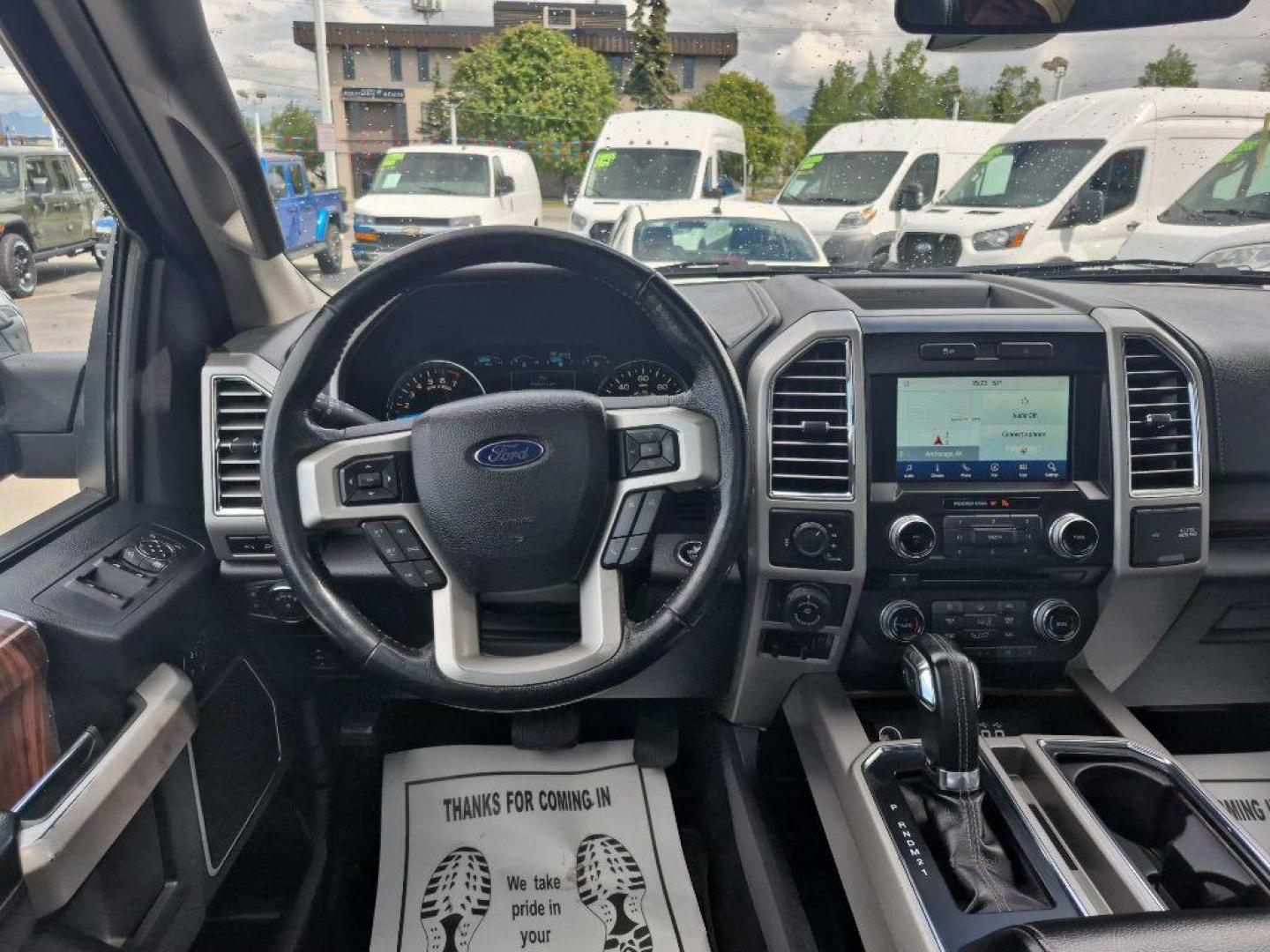 2016 GRAY FORD F150 SUPERCREW (1FTFW1EF5GK) with an 5.0L engine, Automatic transmission, located at 929 East 8th Ave, Anchorage, AK, 99501, (907) 274-2277, 61.214783, -149.866074 - Photo#4