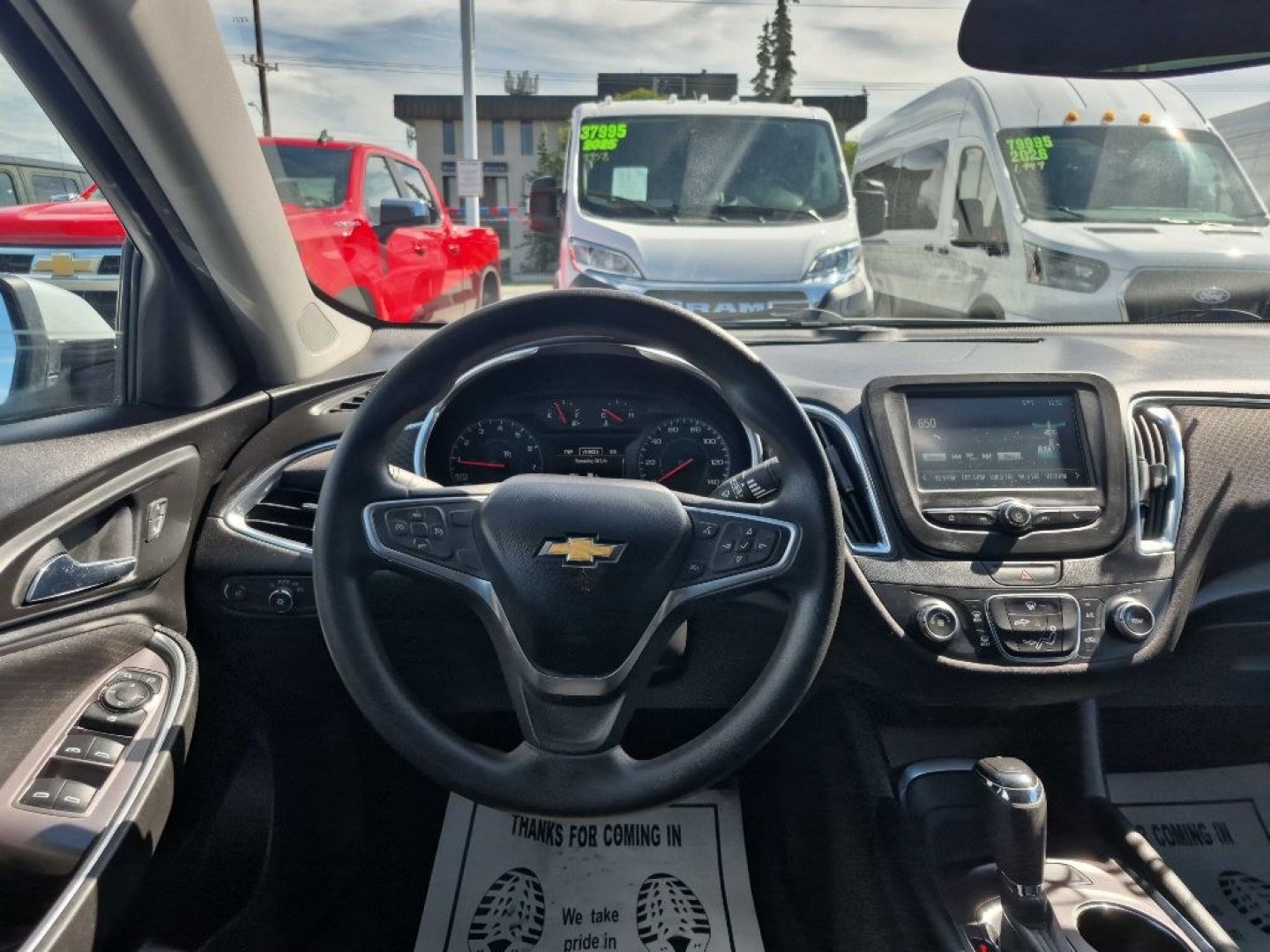 2018 SILVER CHEVROLET MALIBU LT (1G1ZD5ST7JF) with an 1.5L engine, Automatic transmission, located at 929 East 8th Ave, Anchorage, AK, 99501, (907) 274-2277, 61.214783, -149.866074- Photo#4