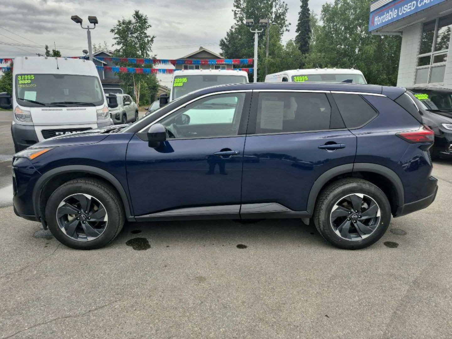 2024 BLUE NISSAN ROGUE SV SV (5N1BT3BB7RC) with an 1.5L engine, Continuously Variable transmission, located at 929 East 8th Ave, Anchorage, AK, 99501, (907) 274-2277, 61.214783, -149.866074- Photo#1