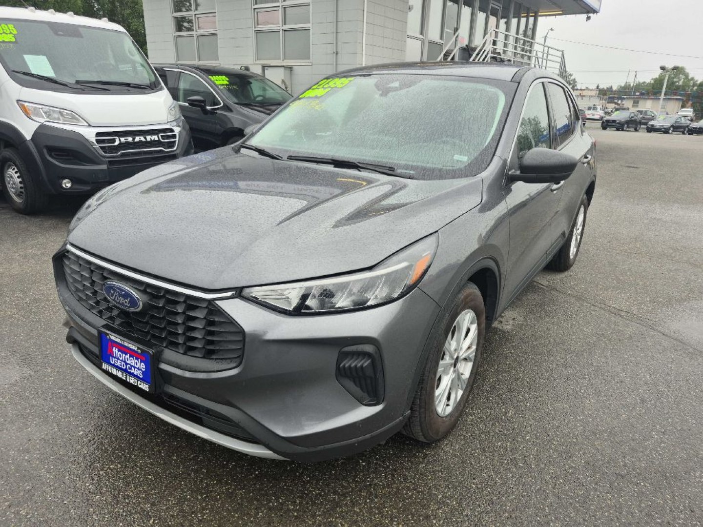 2024 GRAY FORD ESCAPE ACTIVE (1FMCU0GN9RU) with an 1.5L engine, Automatic transmission, located at 929 East 8th Ave, Anchorage, AK, 99501, (907) 274-2277, 61.214783, -149.866074- Photo#0