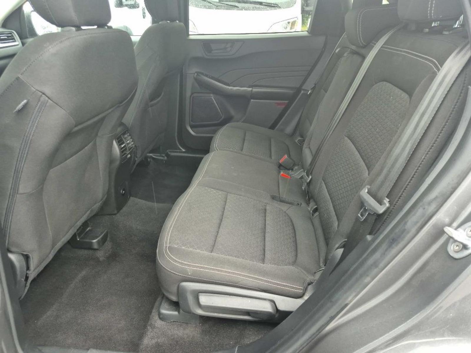 2024 GRAY FORD ESCAPE ACTIVE (1FMCU0GN9RU) with an 1.5L engine, Automatic transmission, located at 929 East 8th Ave, Anchorage, AK, 99501, (907) 274-2277, 61.214783, -149.866074 - Photo#3