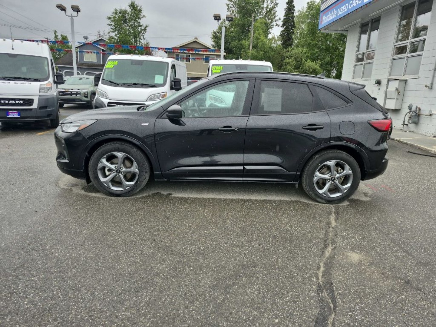 2024 BLACK FORD ESCAPE ST LINE (1FMCU0MN0RU) with an 1.5L engine, Automatic transmission, located at 929 East 8th Ave, Anchorage, AK, 99501, (907) 274-2277, 61.214783, -149.866074- Photo#1