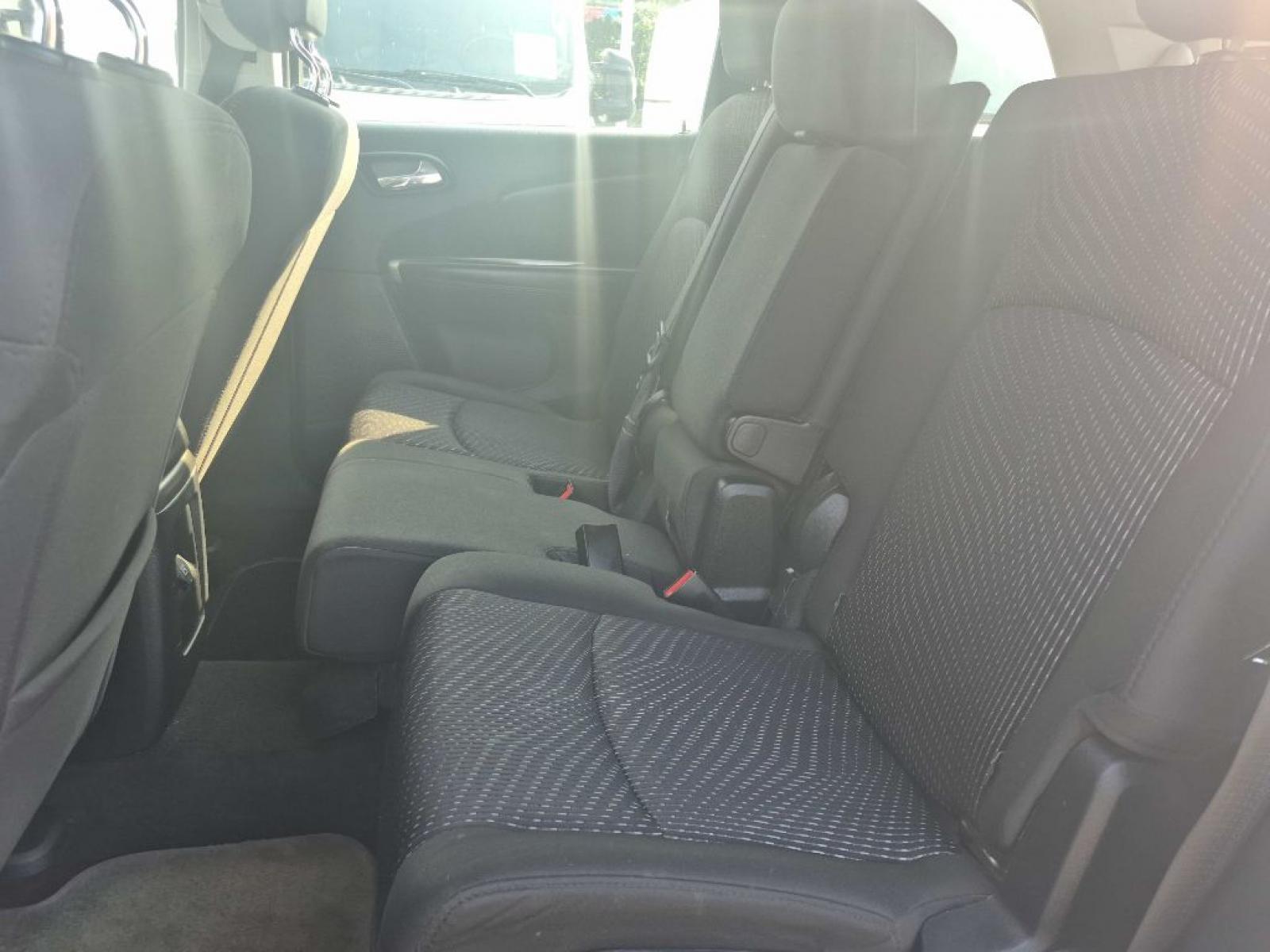 2015 BLACK DODGE JOURNEY SE (3C4PDCAB9FT) with an 2.4L engine, Automatic transmission, located at 929 East 8th Ave, Anchorage, AK, 99501, (907) 274-2277, 61.214783, -149.866074 - Photo#3