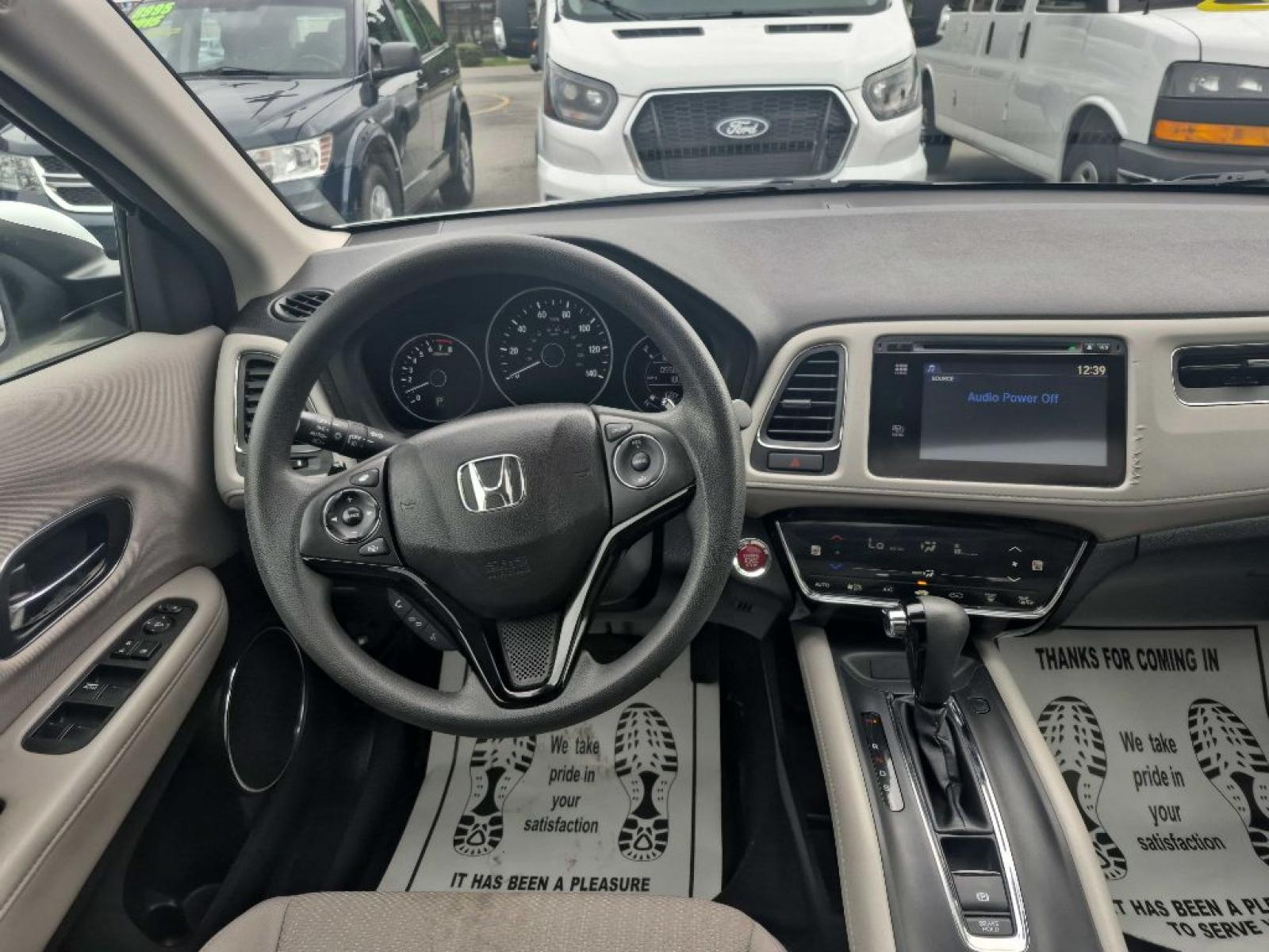 2016 WHITE HONDA HR-V EX (3CZRU6H53GM) with an 1.8L engine, Continuously Variable transmission, located at 929 East 8th Ave, Anchorage, AK, 99501, (907) 274-2277, 61.214783, -149.866074 - Photo#4