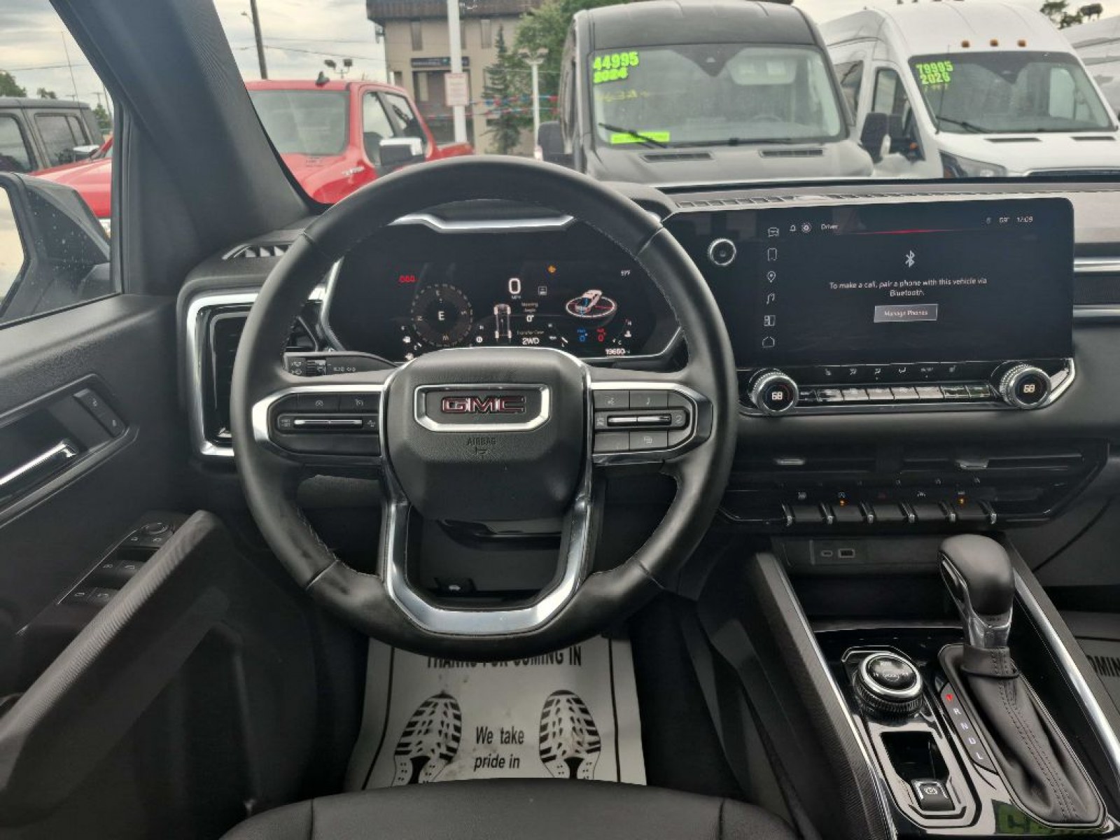 2024 WHITE GMC CANYON ELEVATION (1GTP6BEK4R1) with an 2.7L engine, Automatic transmission, located at 929 East 8th Ave, Anchorage, AK, 99501, (907) 274-2277, 61.214783, -149.866074 - Photo#4