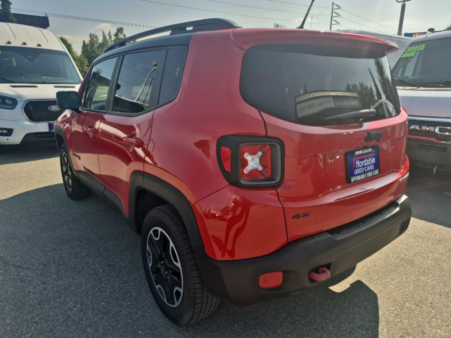 2016 RED JEEP RENEGADE TRAILHAWK (ZACCJBCT2GP) with an 2.4L engine, Automatic transmission, located at 929 East 8th Ave, Anchorage, AK, 99501, (907) 274-2277, 61.214783, -149.866074- Photo#2