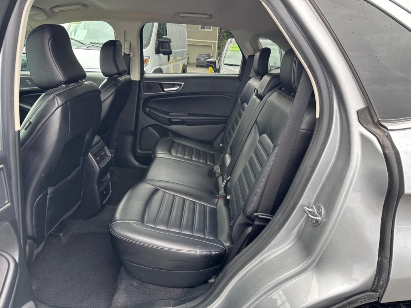 2023 SILVER FORD EDGE SEL (2FMPK4J99PB) with an 2.0L engine, Automatic transmission, located at 929 East 8th Ave, Anchorage, AK, 99501, (907) 274-2277, 61.214783, -149.866074- Photo#2