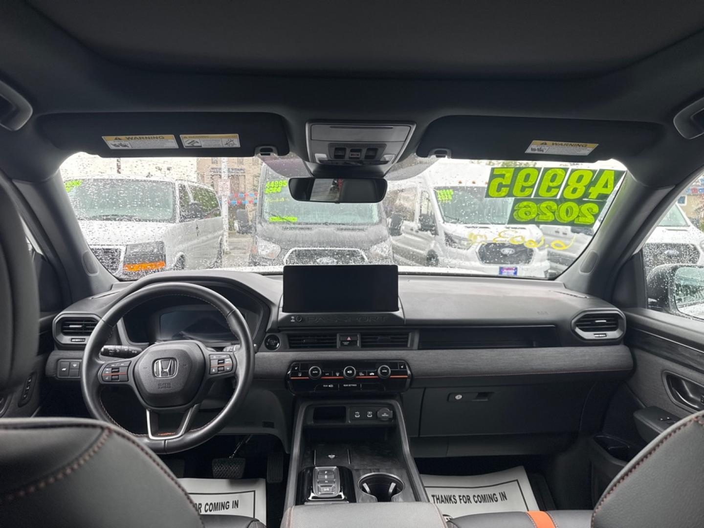2026 WHITE HONDA PASSPORT TRAIL SPORT (5FNYF9H51TB) with an 3.5L engine, Automatic transmission, located at 929 East 8th Ave, Anchorage, AK, 99501, (907) 274-2277, 61.214783, -149.866074- Photo#3