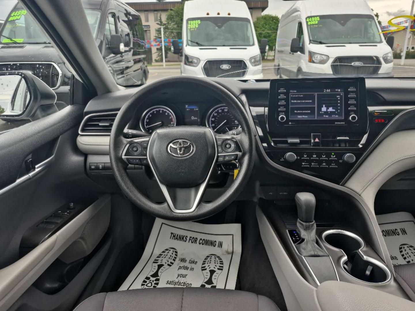 2021 WHITE TOYOTA CAMRY LE (4T1C11AK7MU) with an 2.5L engine, Automatic transmission, located at 929 East 8th Ave, Anchorage, AK, 99501, (907) 274-2277, 61.214783, -149.866074- Photo#4