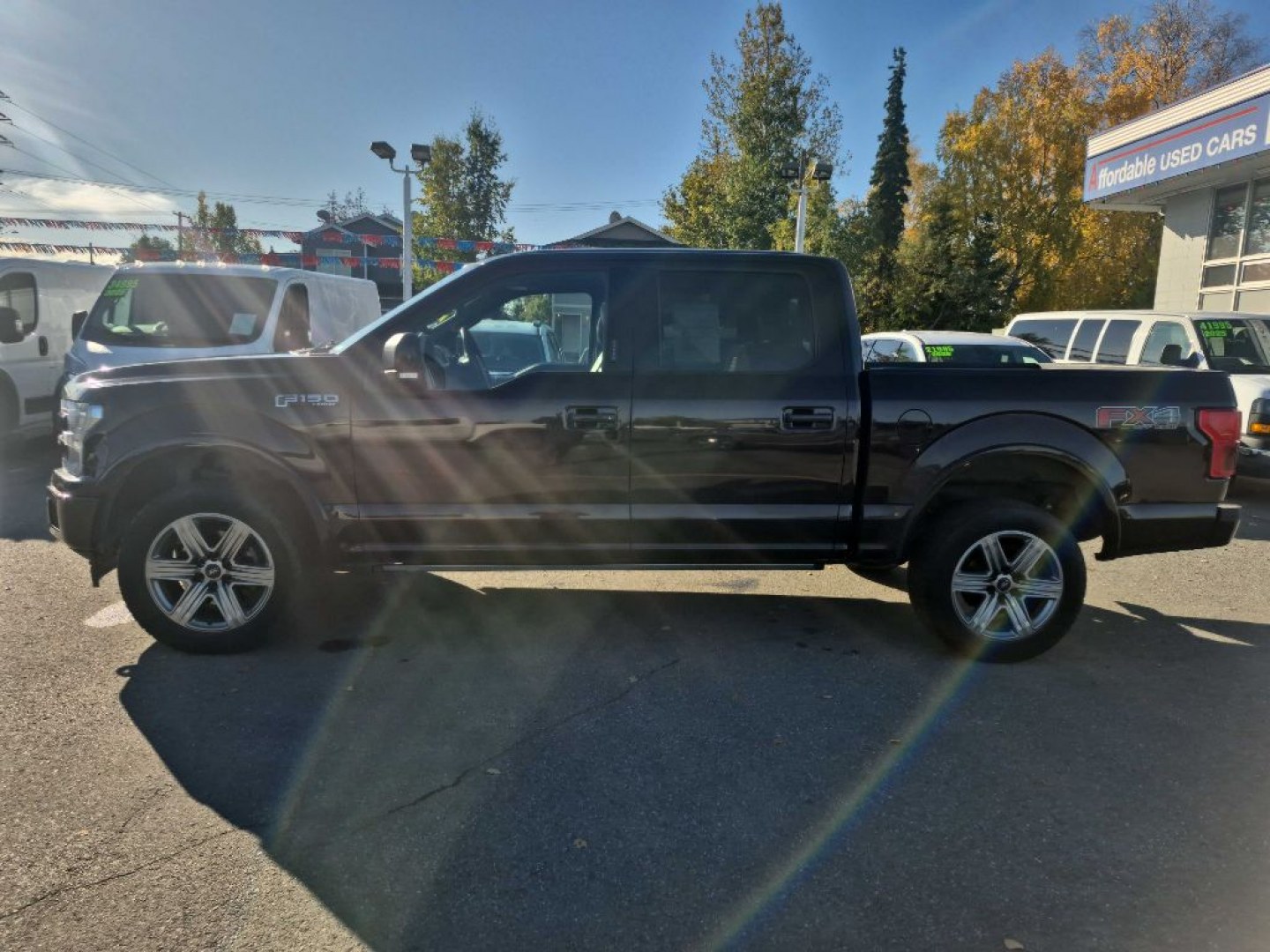 2018 BLACK FORD F150 SUPERCREW (1FTEW1EG7JF) with an 3.5L engine, Automatic transmission, located at 929 East 8th Ave, Anchorage, AK, 99501, (907) 274-2277, 61.214783, -149.866074- Photo#1