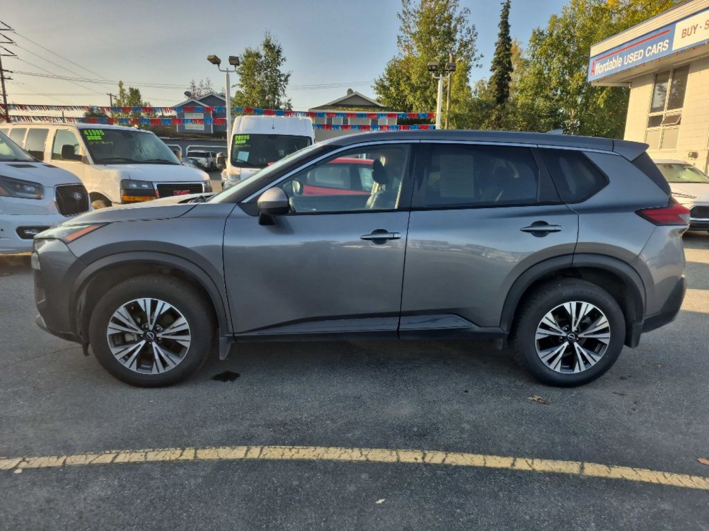 2023 GRAY NISSAN ROGUE SV (JN8BT3BB1PW) with an 1.5L engine, Continuously Variable transmission, located at 929 East 8th Ave, Anchorage, AK, 99501, (907) 274-2277, 61.214783, -149.866074- Photo#1