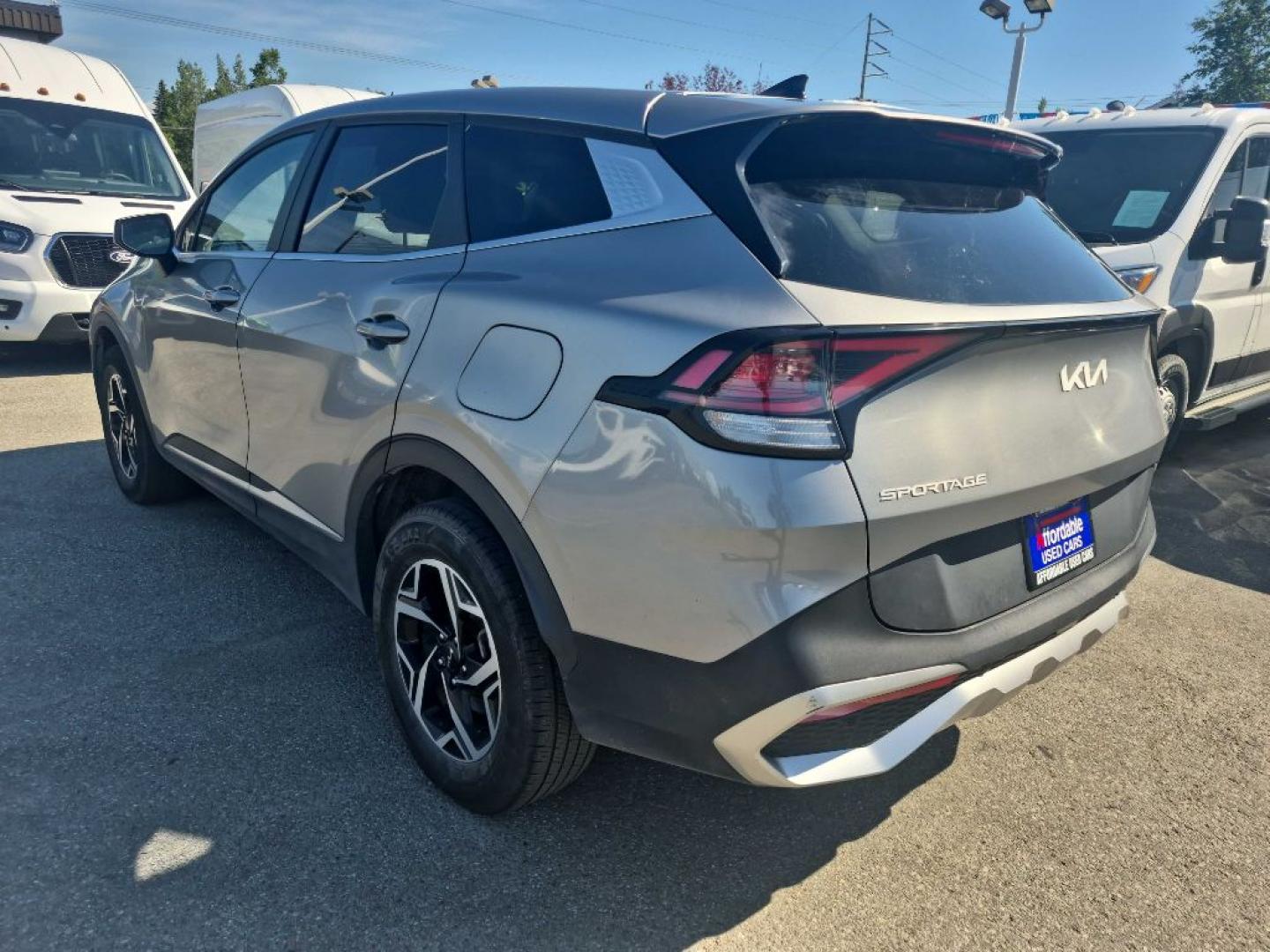 2024 GRAY KIA SPORTAGE LX (KNDPUCDF7R7) with an 2.5L engine, Automatic transmission, located at 929 East 8th Ave, Anchorage, AK, 99501, (907) 274-2277, 61.214783, -149.866074- Photo#2