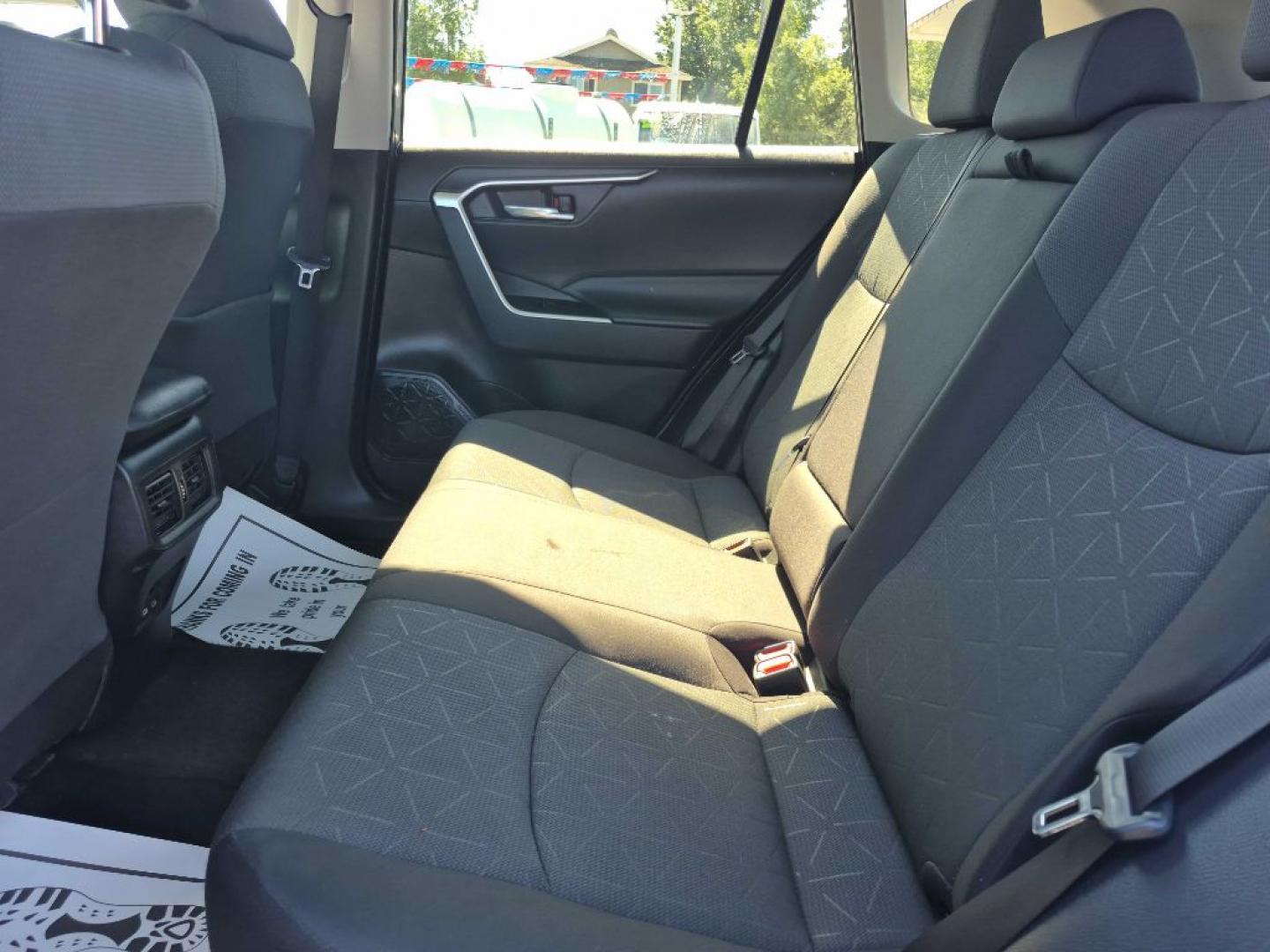 2024 SILVER TOYOTA RAV4 XLE (2T3P1RFV7RW) with an 2.5L engine, Automatic transmission, located at 929 East 8th Ave, Anchorage, AK, 99501, (907) 274-2277, 61.214783, -149.866074- Photo#3