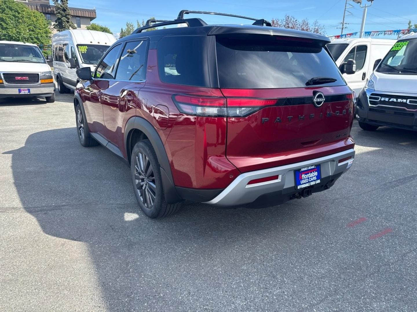 2023 MAROON NISSAN PATHFINDER SL (5N1DR3CD4PC) with an 3.5L engine, Automatic transmission, located at 929 East 8th Ave, Anchorage, AK, 99501, (907) 274-2277, 61.214783, -149.866074- Photo#4
