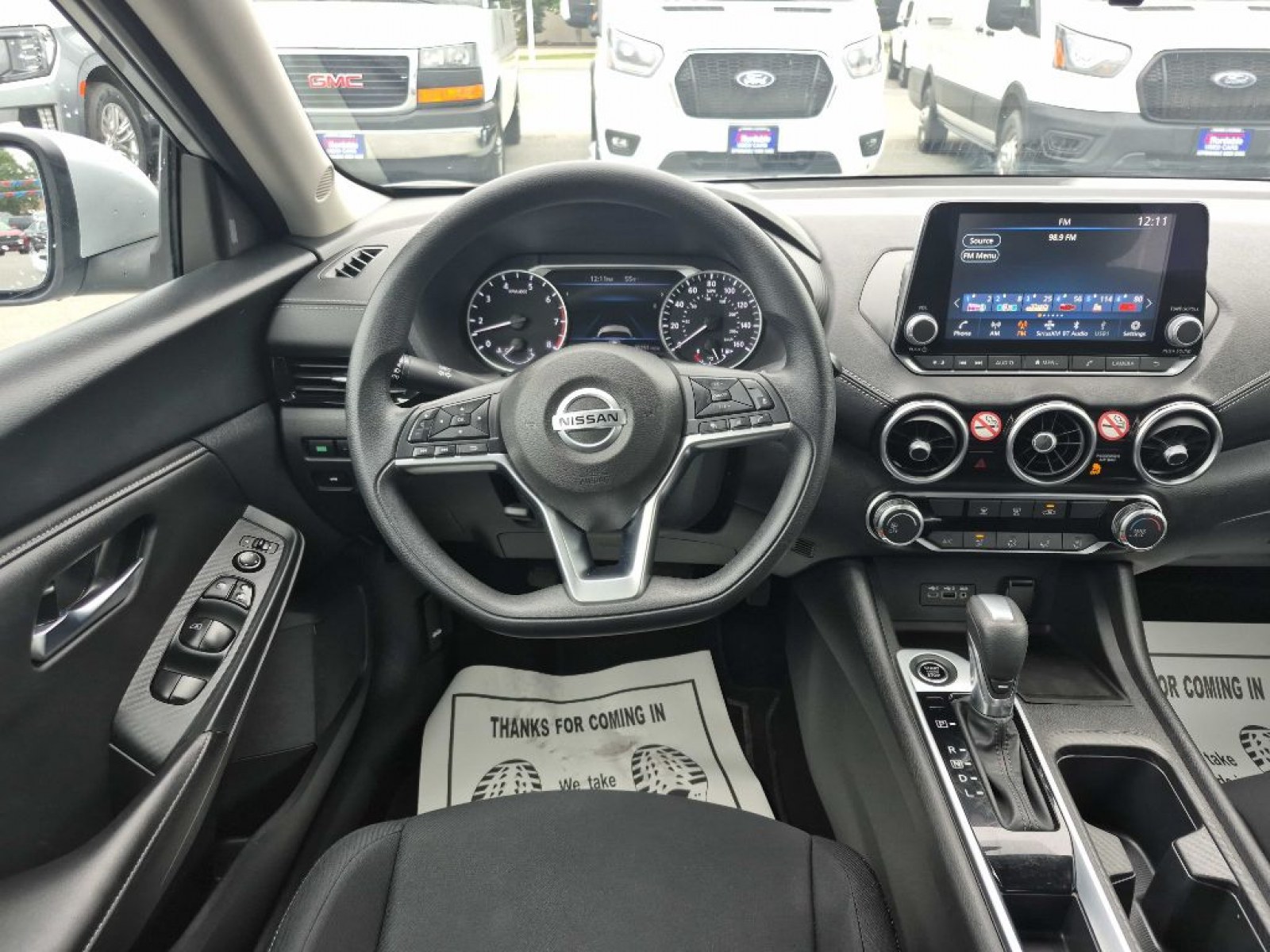2023 SILVER NISSAN SENTRA SV (3N1AB8CV9PY) with an 2.0L engine, Continuously Variable transmission, located at 929 East 8th Ave, Anchorage, AK, 99501, (907) 274-2277, 61.214783, -149.866074 - Photo#4