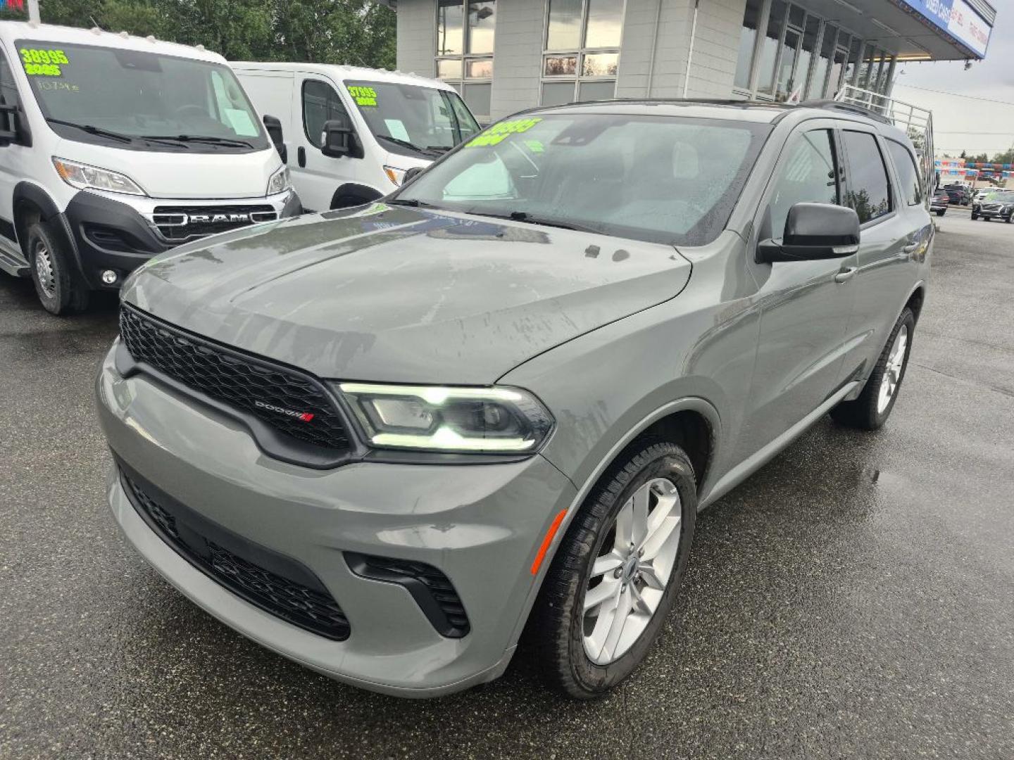 2024 GRAY DODGE DURANGO GT (1C4RDJDG9RC) with an 3.6L engine, Automatic transmission, located at 929 East 8th Ave, Anchorage, AK, 99501, (907) 274-2277, 61.214783, -149.866074- Photo#0