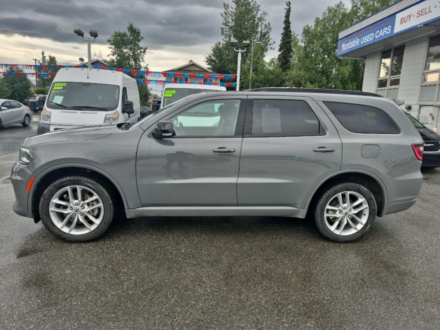2024 GRAY DODGE DURANGO GT (1C4RDJDG9RC) with an 3.6L engine, Automatic transmission, located at 929 East 8th Ave, Anchorage, AK, 99501, (907) 274-2277, 61.214783, -149.866074- Photo#1