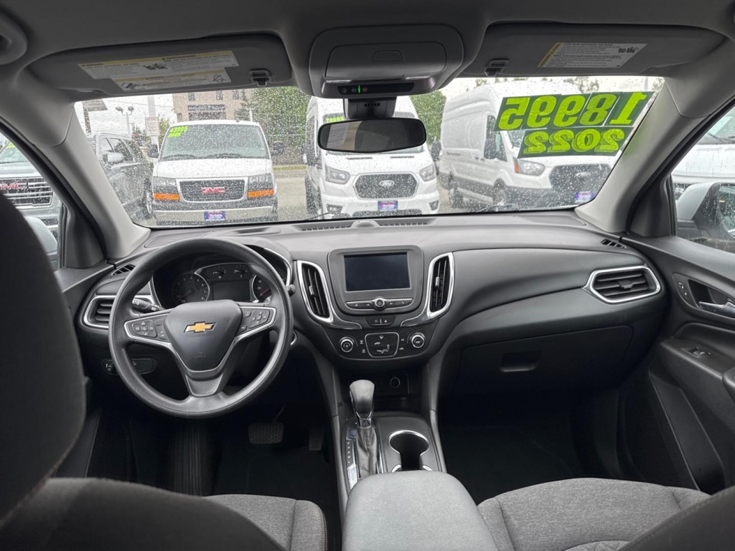 2022 SILVER CHEVROLET EQUINOX LT (3GNAXUEV9NL) with an 1.5L engine, Automatic transmission, located at 929 East 8th Ave, Anchorage, AK, 99501, (907) 274-2277, 61.214783, -149.866074- Photo#3