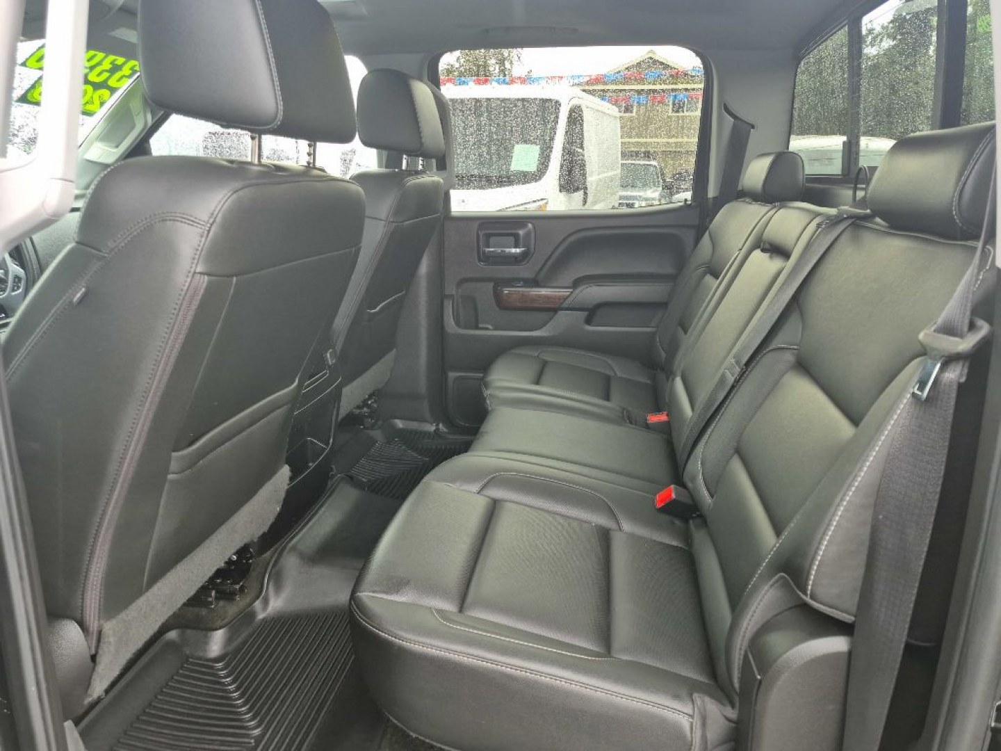 2018 BLACK GMC SIERRA 1500 SLT (3GTU2NEJXJG) with an 6.2L engine, Automatic transmission, located at 929 East 8th Ave, Anchorage, AK, 99501, (907) 274-2277, 61.214783, -149.866074- Photo#3