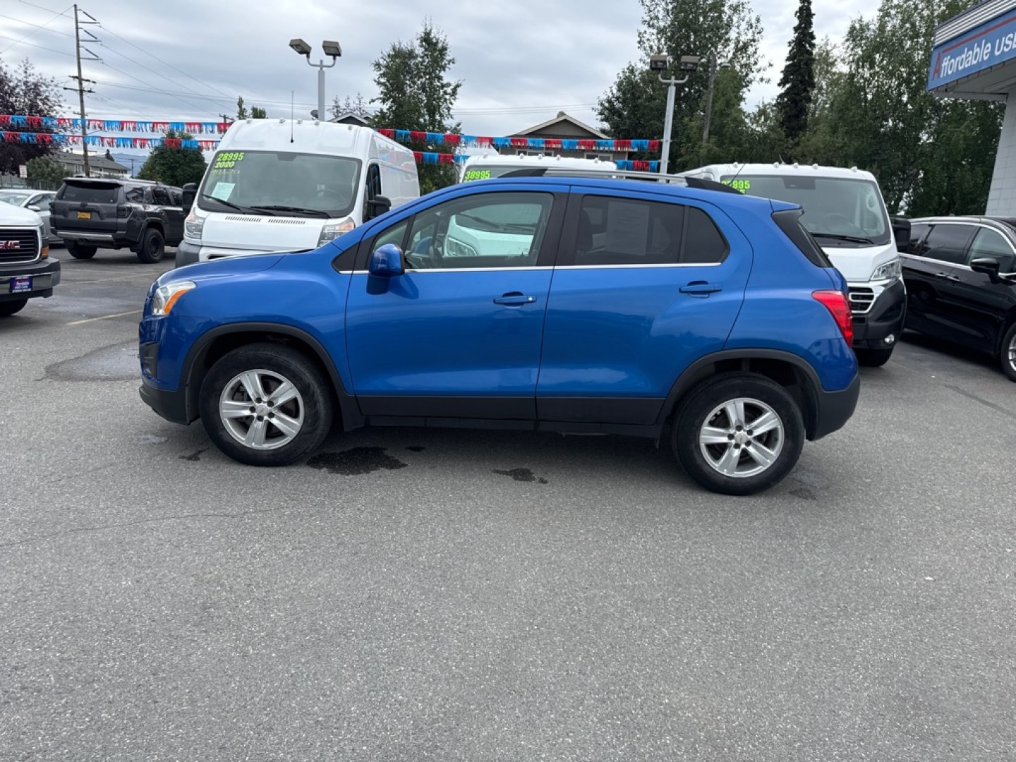 2015 BLUE CHEVROLET TRAX 1LT (KL7CJRSB8FB) with an 1.4L engine, Automatic transmission, located at 929 East 8th Ave, Anchorage, AK, 99501, (907) 274-2277, 61.214783, -149.866074- Photo#1