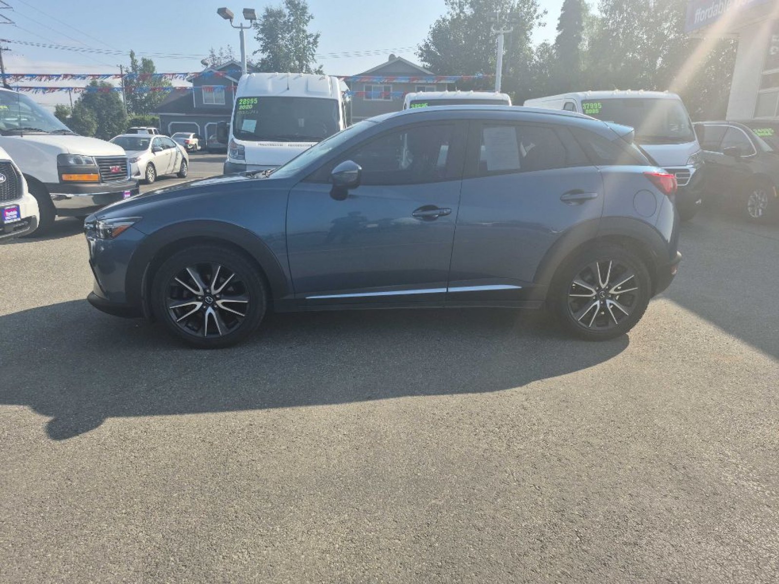 2018 BLUE MAZDA CX-3 GRAND TOURING (JM1DKFD76J0) with an 2.0L engine, Automatic transmission, located at 929 East 8th Ave, Anchorage, AK, 99501, (907) 274-2277, 61.214783, -149.866074 - Photo#1
