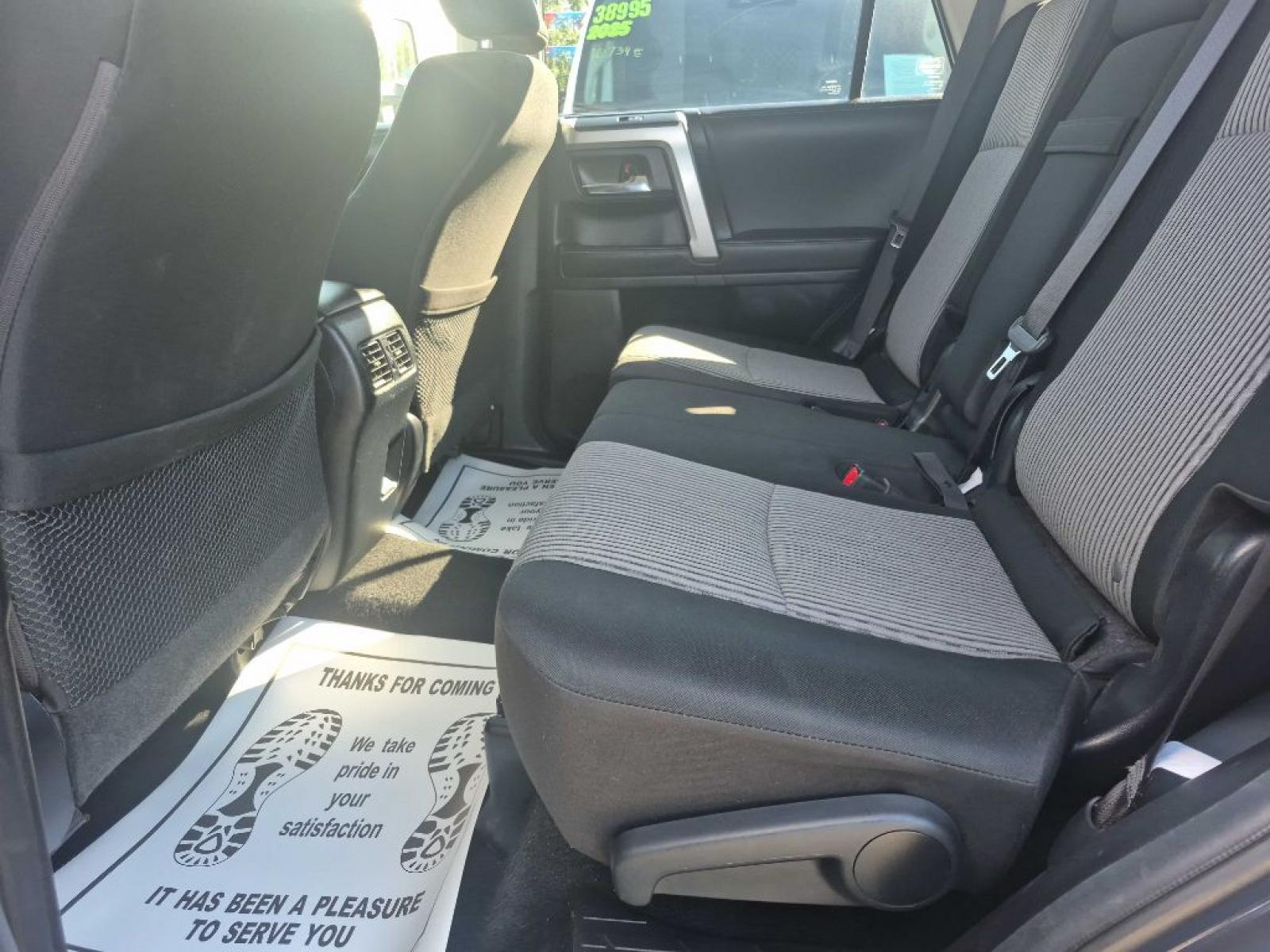 2024 GRAY TOYOTA 4RUNNER SR5/SR5 PREMIUM (JTEMU5JR4R6) with an 4.0L engine, Automatic transmission, located at 929 East 8th Ave, Anchorage, AK, 99501, (907) 274-2277, 61.214783, -149.866074 - Photo#3