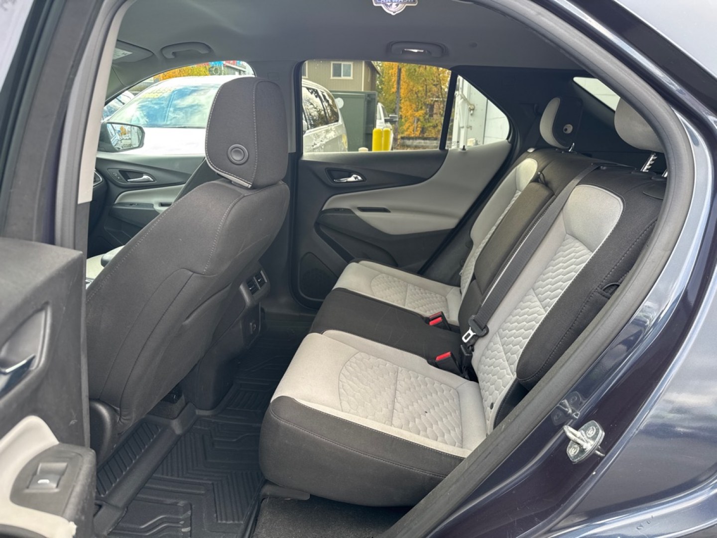 2019 BLUE CHEVROLET EQUINOX LT (3GNAXVEX5KL) with an 2.0L engine, Automatic transmission, located at 929 East 8th Ave, Anchorage, AK, 99501, (907) 274-2277, 61.214783, -149.866074- Photo#3
