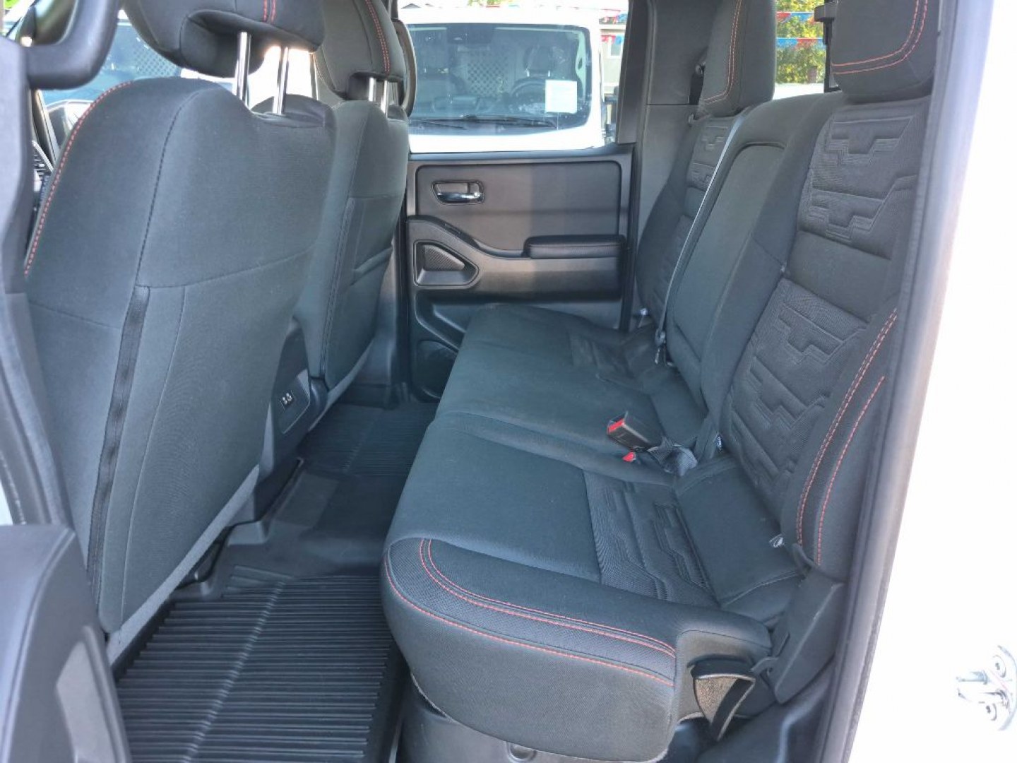 2023 WHITE NISSAN FRONTIER PRO-4X (1N6ED1EK3PN) with an 3.8L engine, Automatic transmission, located at 929 East 8th Ave, Anchorage, AK, 99501, (907) 274-2277, 61.214783, -149.866074- Photo#3