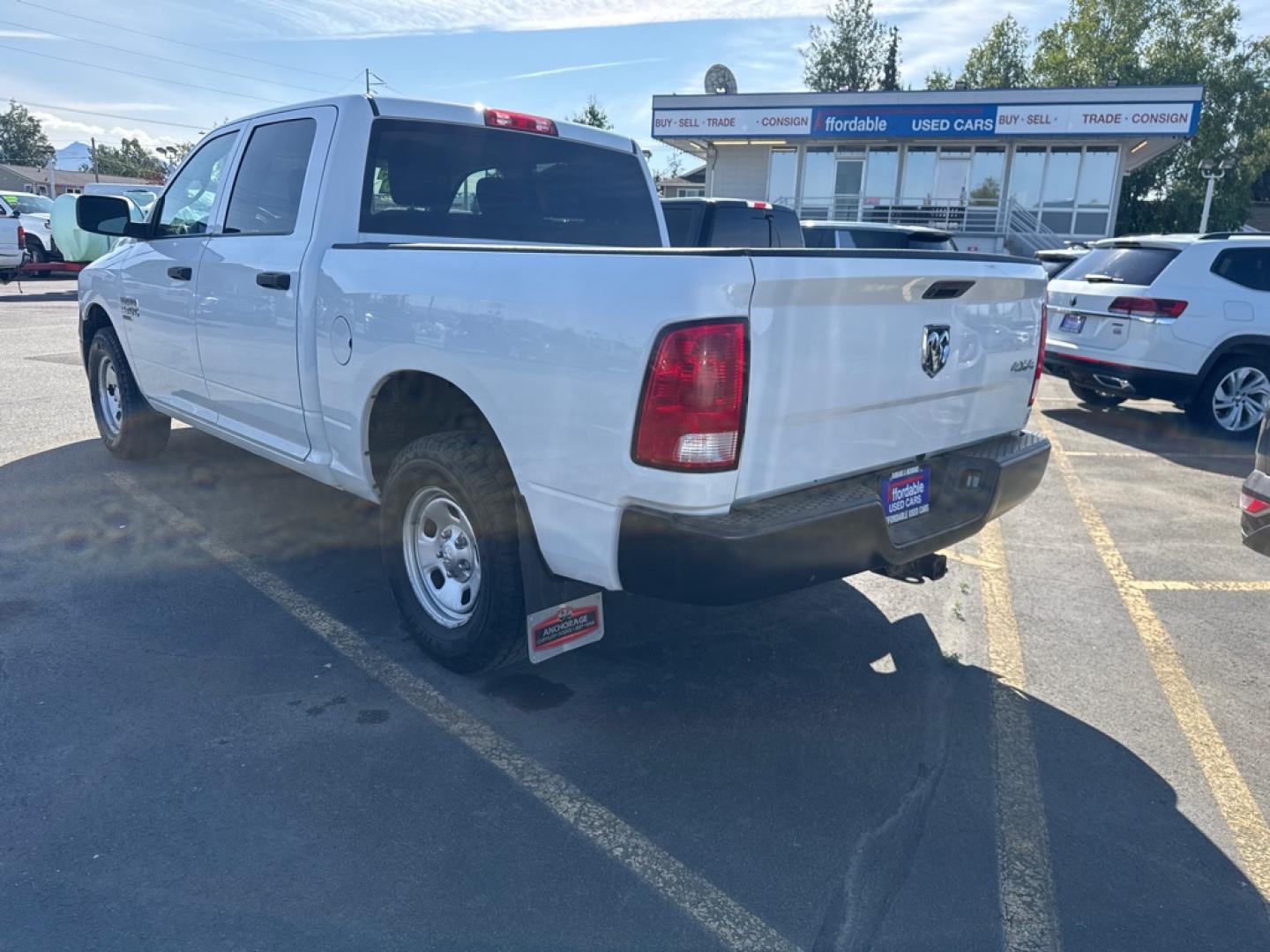 2020 WHITE RAM 1500 CLASSIC TRADESMAN (3C6RR7KG3LG) with an 3.6L engine, Automatic transmission, located at 929 East 8th Ave, Anchorage, AK, 99501, (907) 274-2277, 61.214783, -149.866074- Photo#4