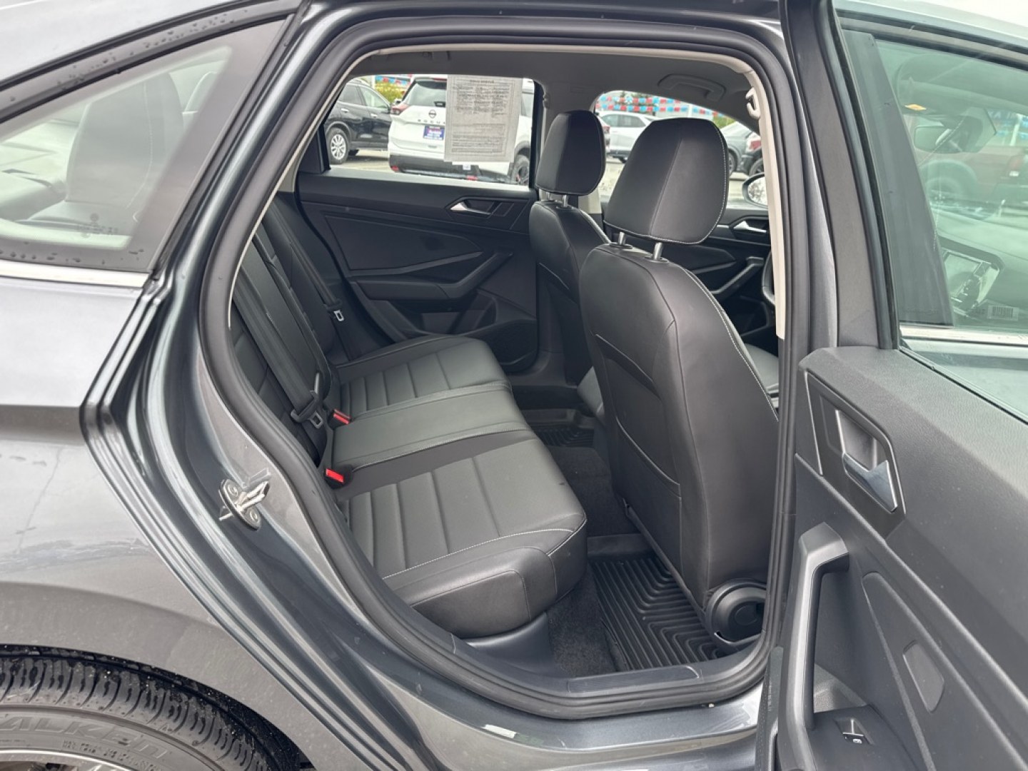 2024 GRAY VOLKSWAGEN JETTA SE SE (3VWEM7BU9RM) with an 1.5L engine, Automatic transmission, located at 929 East 8th Ave, Anchorage, AK, 99501, (907) 274-2277, 61.214783, -149.866074- Photo#3