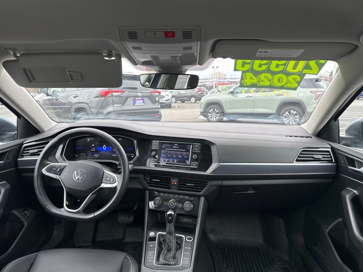 2024 GRAY VOLKSWAGEN JETTA SE SE (3VWEM7BU9RM) with an 1.5L engine, Automatic transmission, located at 929 East 8th Ave, Anchorage, AK, 99501, (907) 274-2277, 61.214783, -149.866074- Photo#4
