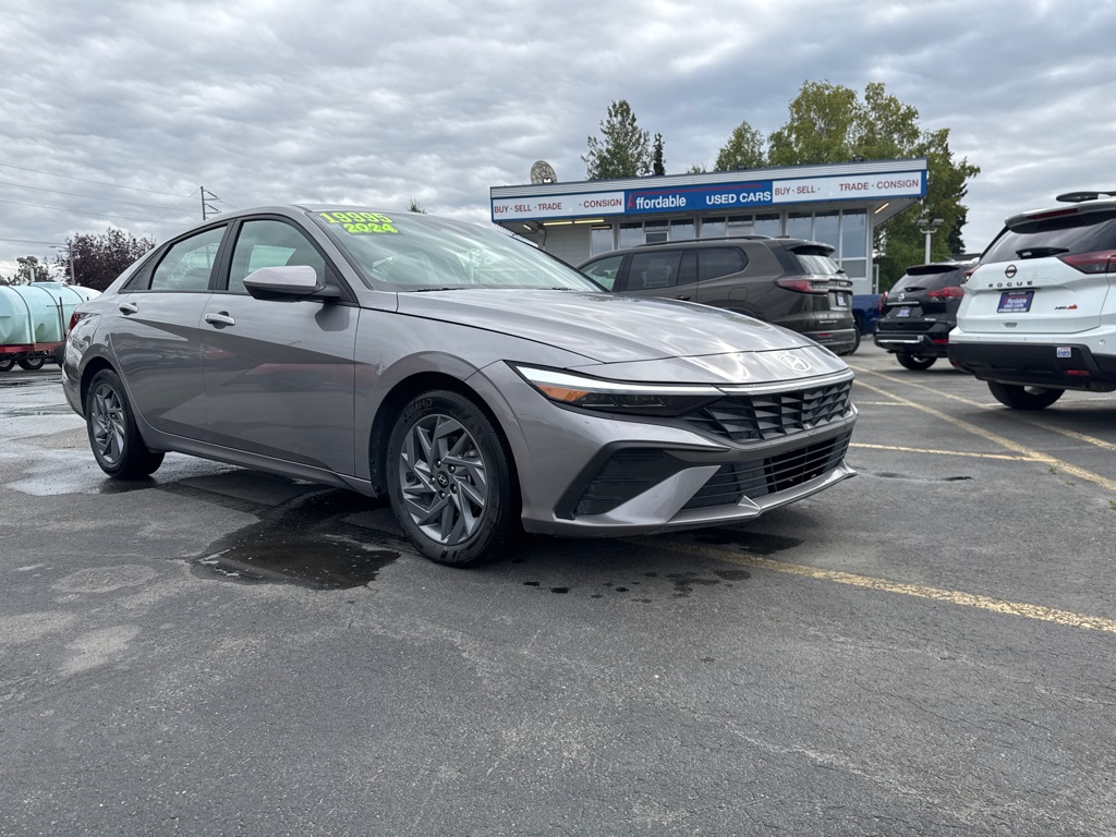 photo of 2024 HYUNDAI ELANTRA SEL SEL