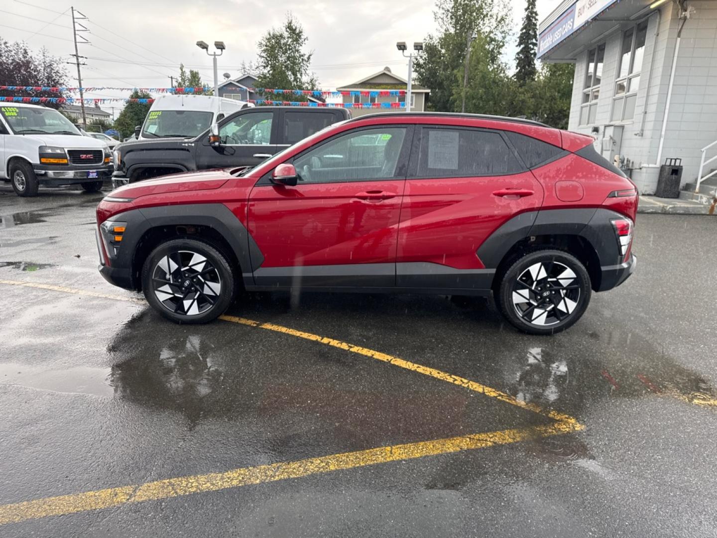 2025 RED HYUNDAI KONA SEL SEL (KM8HBCAB5SU) with an 2.0L engine, Continuously Variable transmission, located at 929 East 8th Ave, Anchorage, AK, 99501, (907) 274-2277, 61.214783, -149.866074- Photo#1