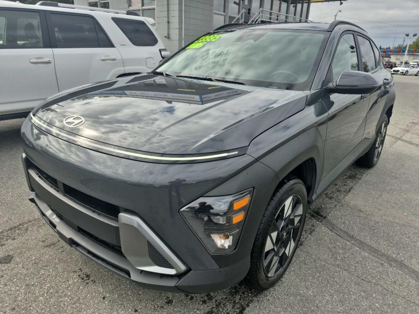2025 GRAY HYUNDAI KONA SEL SEL (KM8HBCAB3SU) with an 2.0L engine, Continuously Variable transmission, located at 929 East 8th Ave, Anchorage, AK, 99501, (907) 274-2277, 61.214783, -149.866074- Photo#0