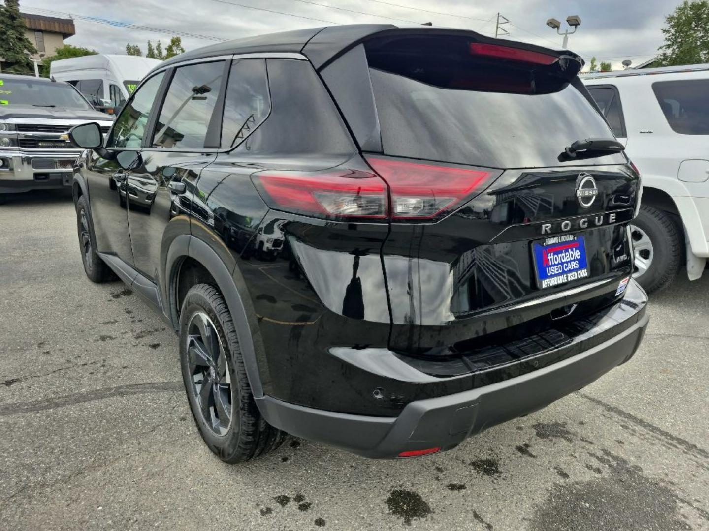 2025 BLACK NISSAN ROGUE SV SV (5N1BT3BB7SC) with an 1.5L engine, Continuously Variable transmission, located at 929 East 8th Ave, Anchorage, AK, 99501, (907) 274-2277, 61.214783, -149.866074- Photo#2