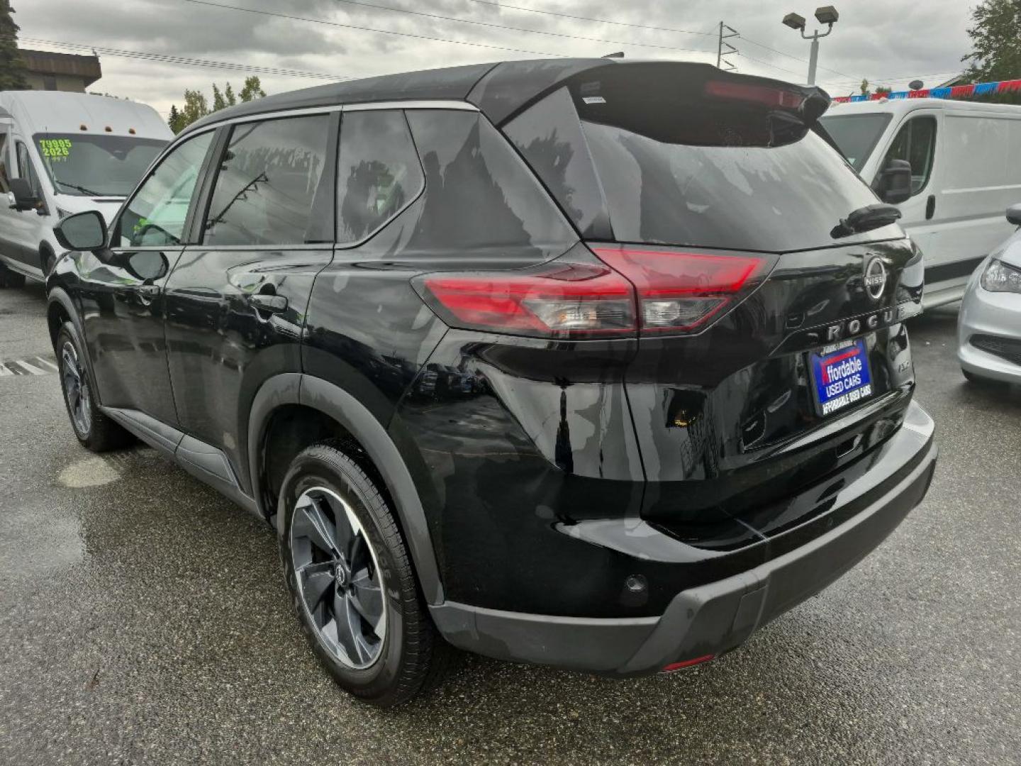 2025 BLACK NISSAN ROGUE SV SV (5N1BT3BB3SC) with an 1.5L engine, Continuously Variable transmission, located at 929 East 8th Ave, Anchorage, AK, 99501, (907) 274-2277, 61.214783, -149.866074- Photo#2
