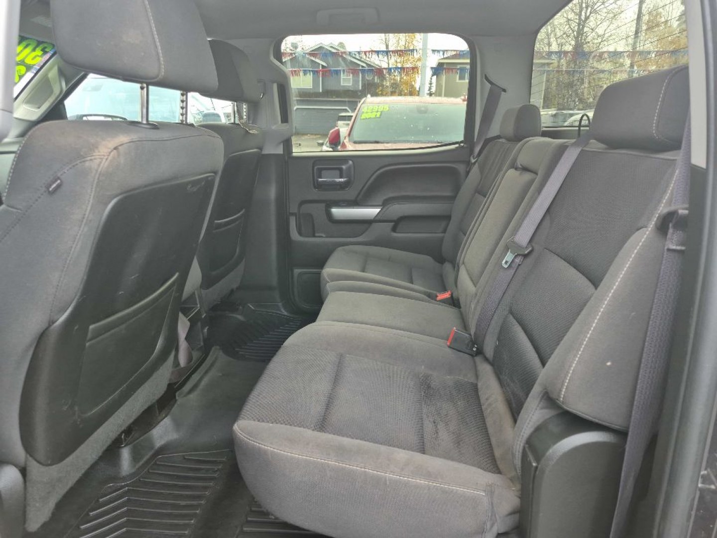 2015 GRAY CHEVROLET SILVERADO 2500 HEAVY DUTY LT (1GC1KVEGXFF) with an 6.0L engine, Automatic transmission, located at 929 East 8th Ave, Anchorage, AK, 99501, (907) 274-2277, 61.214783, -149.866074- Photo#2